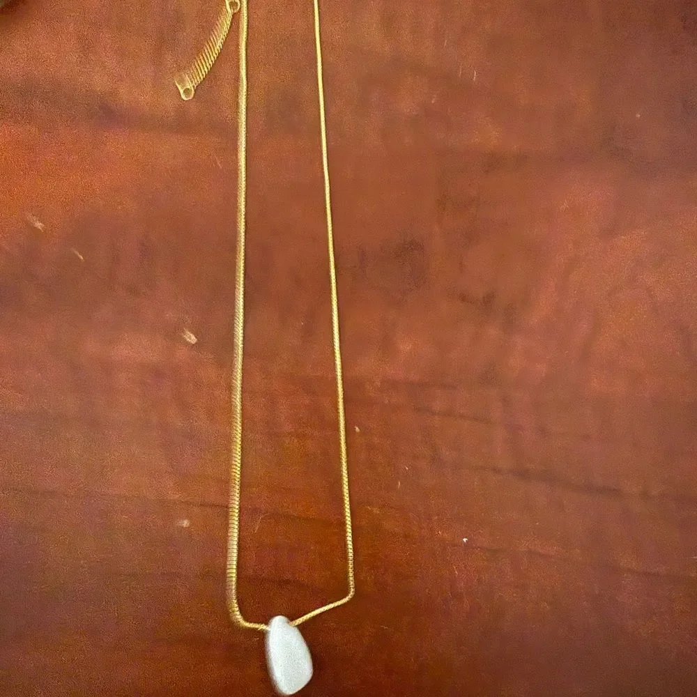 Madewell Milky Quartz Teardrop Gold-Tone Box Chain Necklace - Picture 7 of 7
